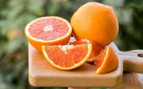Bạn có biết ngoài trái cam, còn có rất nhiều loại trái cây chứa vitamin C?