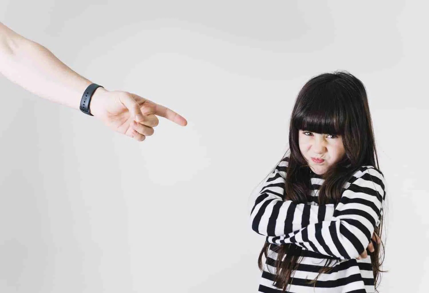 La hét hoặc đánh mắng khi trẻ tức giận có thể gây ra những phản ứng tiêu cực