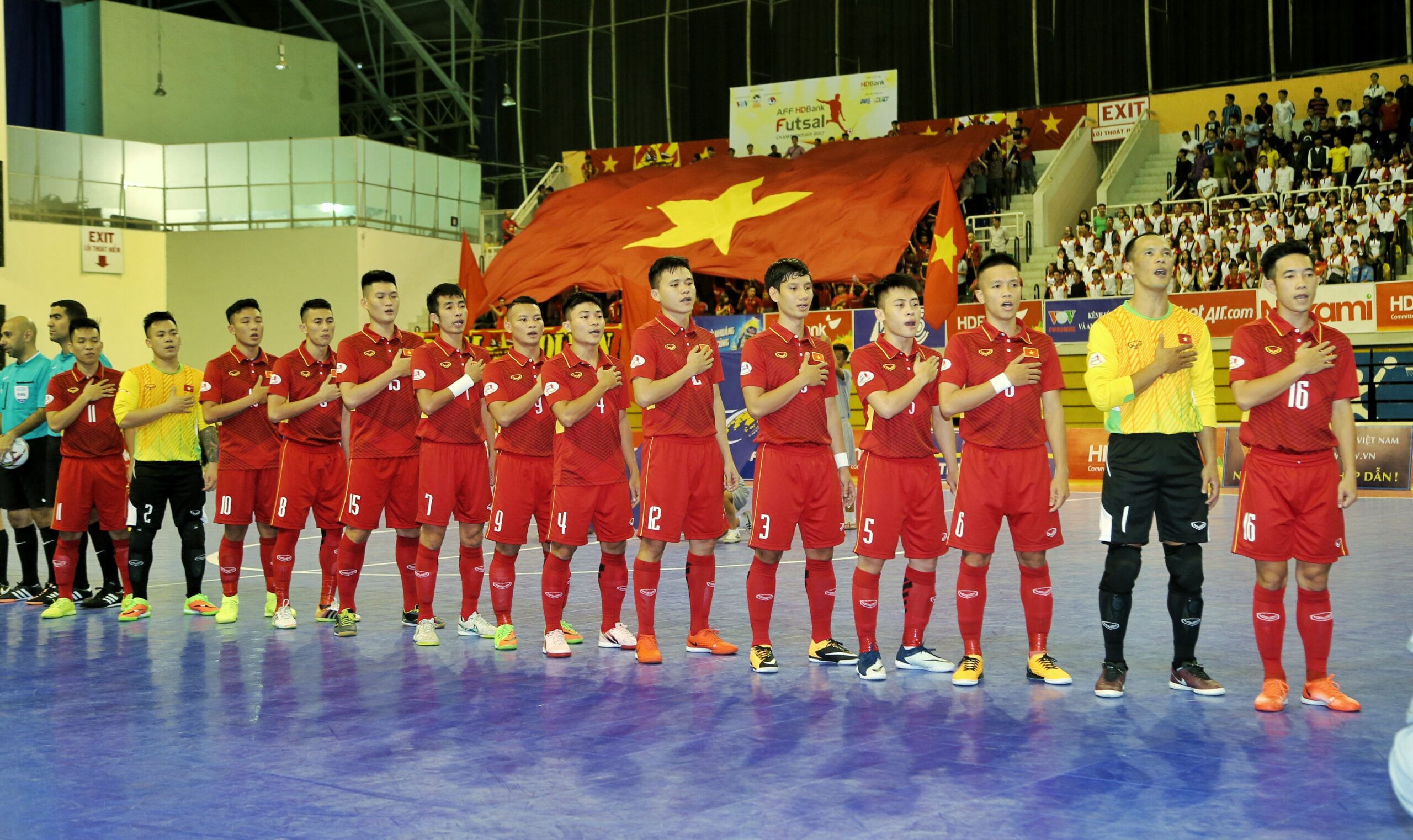 Đội bóng Futsal Quốc gia Việt Nam được thưởng nóng