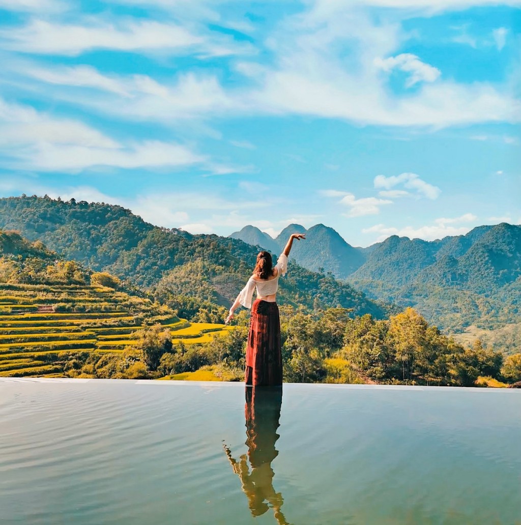 Các resort có hướng nhìn ra cảnh núi rừng ở Pù Luông