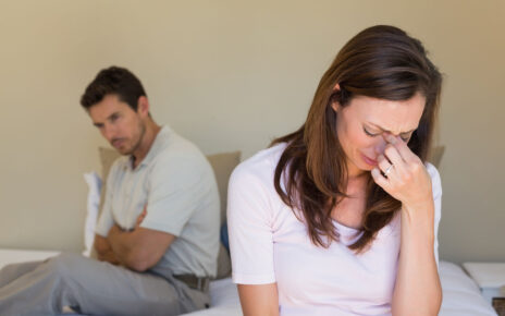 Tật xấu của chồng khiến hôn nhân mệt mỏi