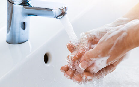 Rửa tay là biện pháp chuẩn nhất để giảm bớt nguy cơ lây nhiễm bệnh dịch.