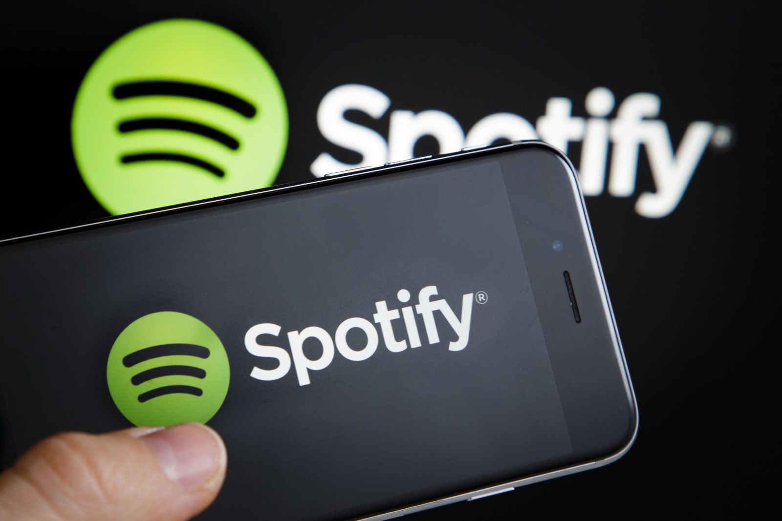 Spotify (Windows, Android, iOS, macOS, Linux, Chromebook)